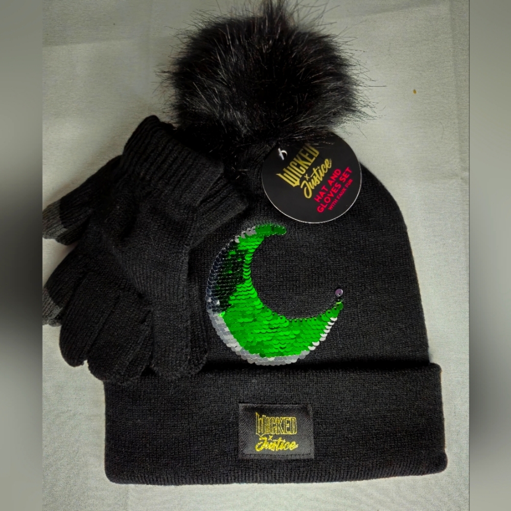 JUSTICE WICKED HAT AND GLOVE SET FLIP SEQUENCE WITH FAUX FUR